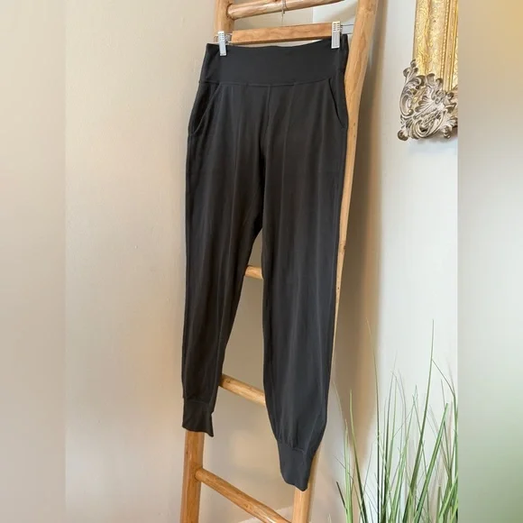 Lululemon High Rise Jogger Graphite Grey Size 6 - Picture 3 of 6